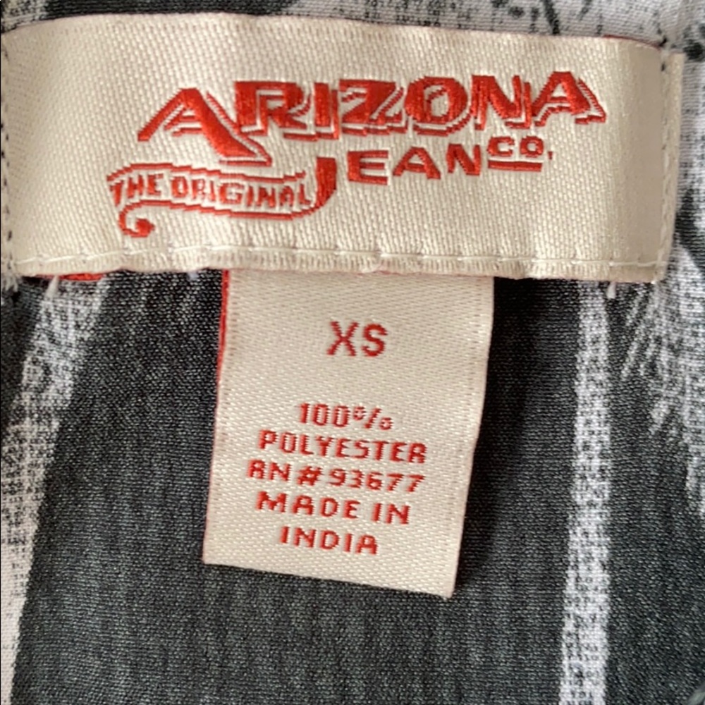 Romper - Picture 2 of 2